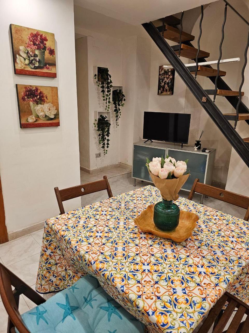 La Maison Bouganville Salerno Bagian luar foto