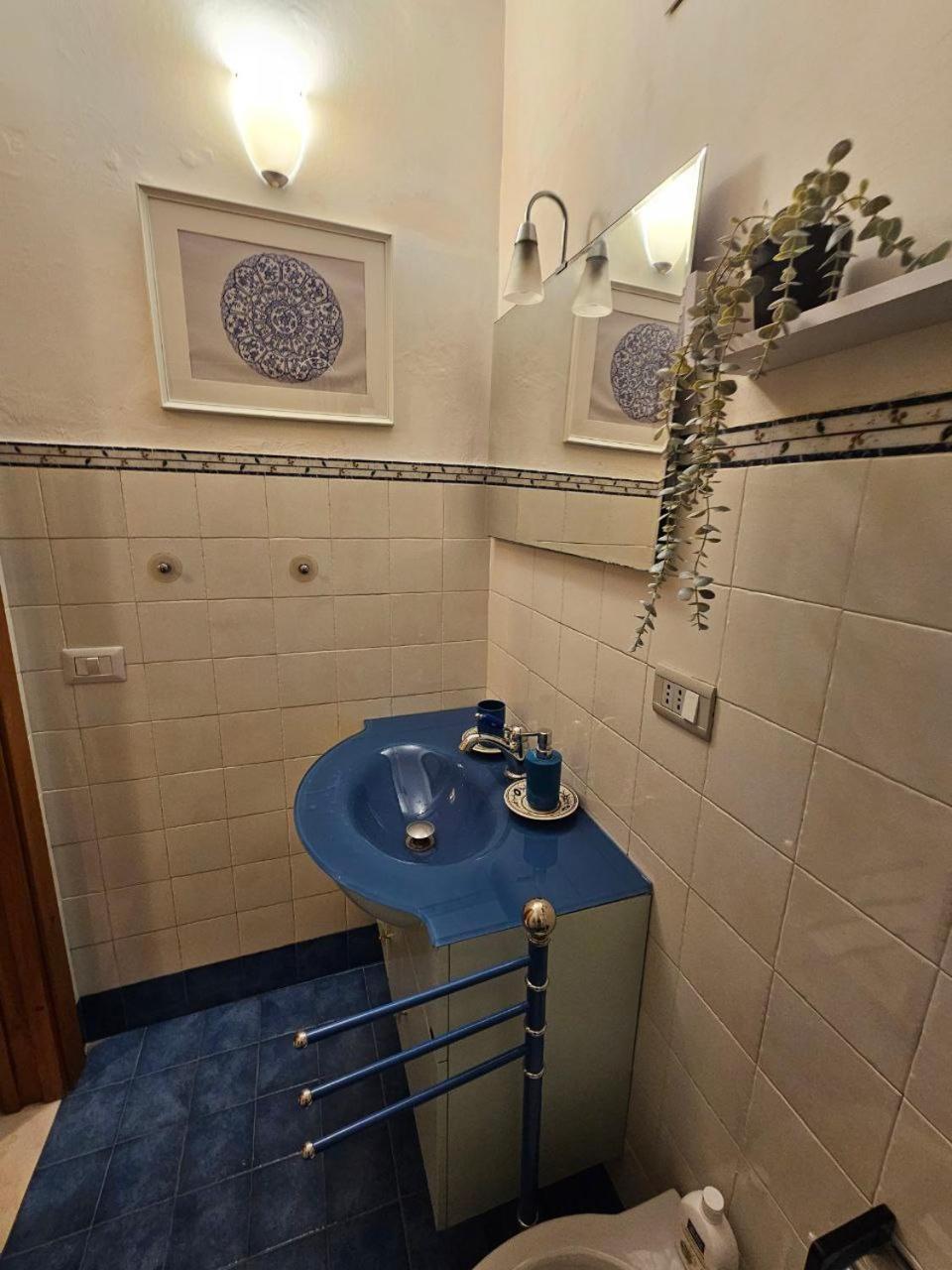 La Maison Bouganville Salerno Bagian luar foto