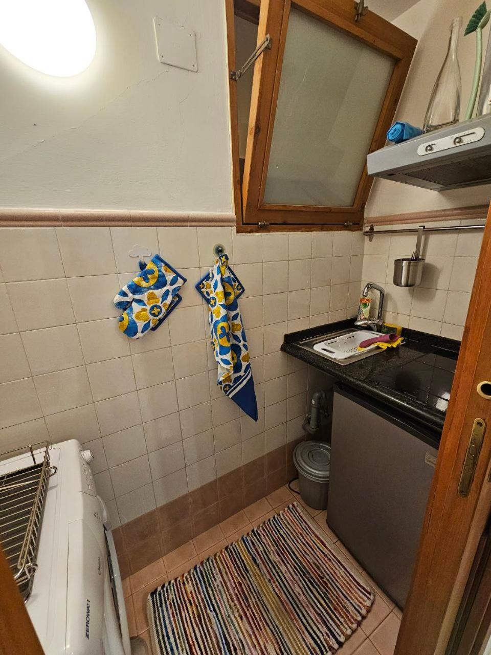 La Maison Bouganville Salerno Bagian luar foto